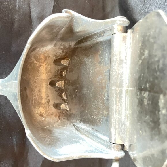 Vintage WEAR-EVER 1936 Aluminum Citrus Juicer Press Squeezer Kitchen Tool USA - Picture 4 of 9